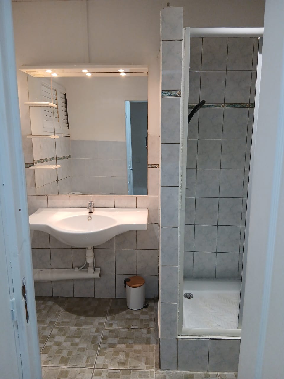 WhatsApp Image 2025-11-12 at 14.08.27 (2)